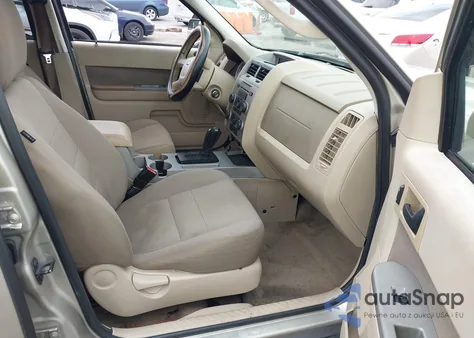 2010 Ford Escape Xlt from USA, damaged, VIN 1FMCU0D74AKB02766